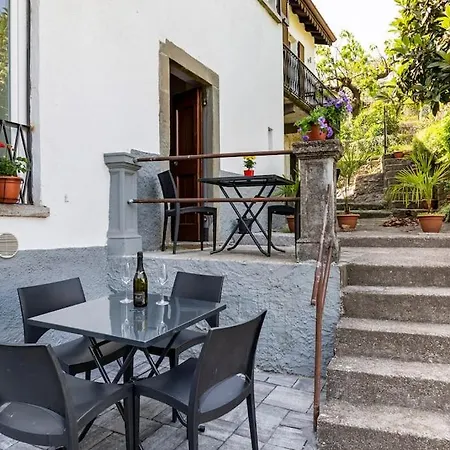Clelia's Appartement Como